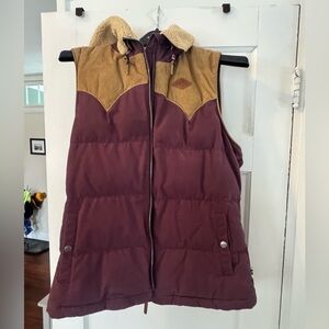 Womens Quilted Sherpa Collar Vest in Burgundy and Tan